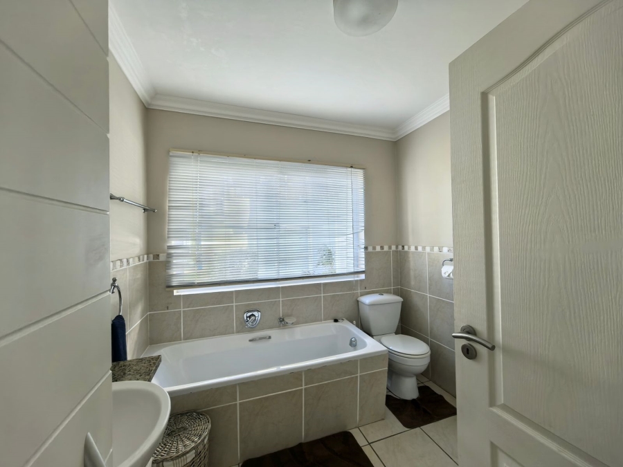 2 Bedroom Property for Sale in Marina Martinique Eastern Cape